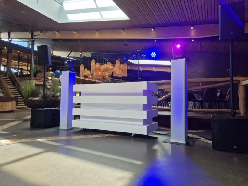 Dj show voor bruiloft