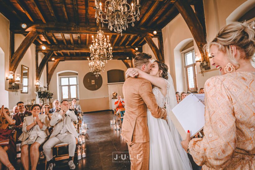 Bruiloft_ManonRemy_JULEFotografie_logo-353-1