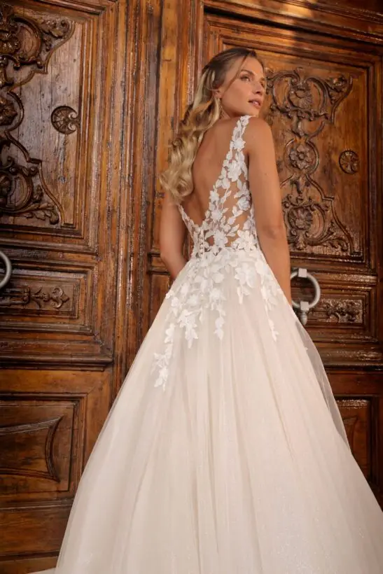 Arnolda-back-AzureeBridal-05613-1366×2048-1